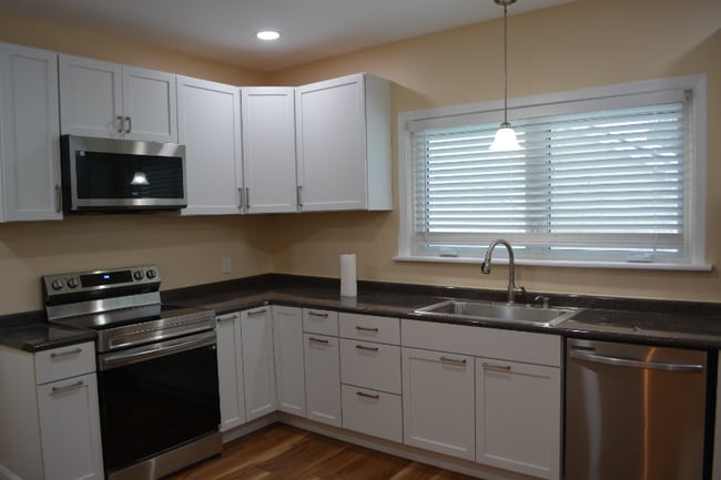 Building Photo - 225 Thieme Pl