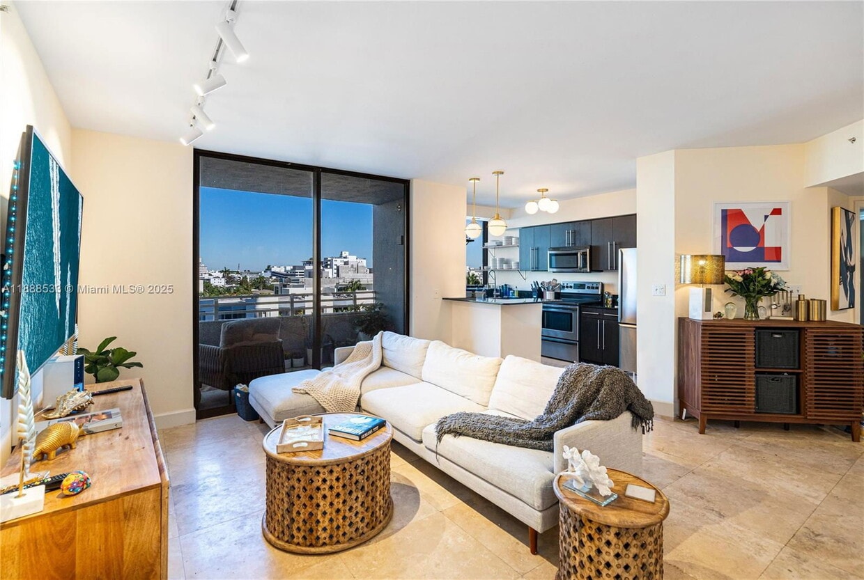 Foto principal - 1330 West Ave