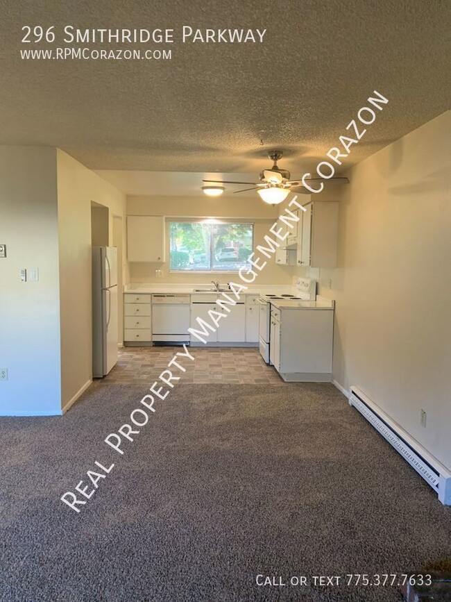 Foto del edificio - 2 bedroom, 1.5 bath townhouse in Reno!