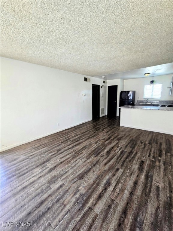 Building Photo - 844 N Held Rd