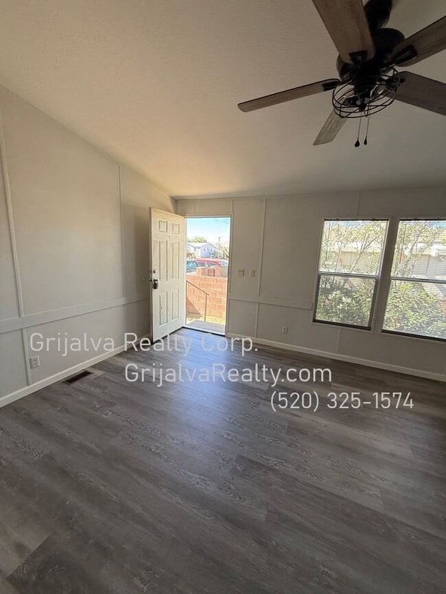 Foto del edificio - Beautiful 3 Bedroom Manufactured Home in a...