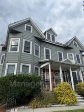 Building Photo - 258 Pearl St
