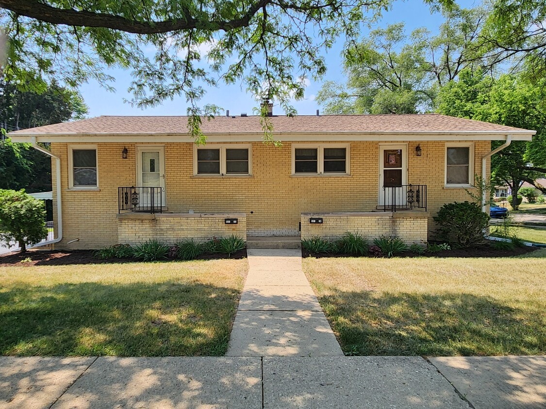 Primary Photo - 501 Ryan Ln