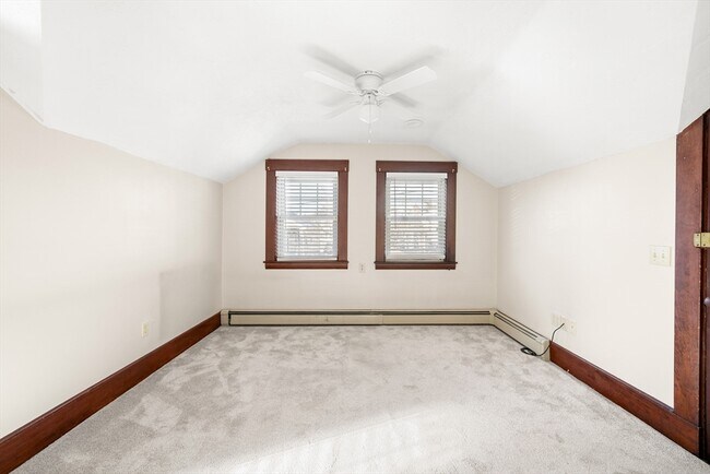 Building Photo - 153 Vassall St