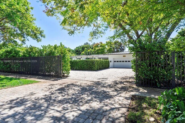 Foto del edificio - 5950 SW 29th St