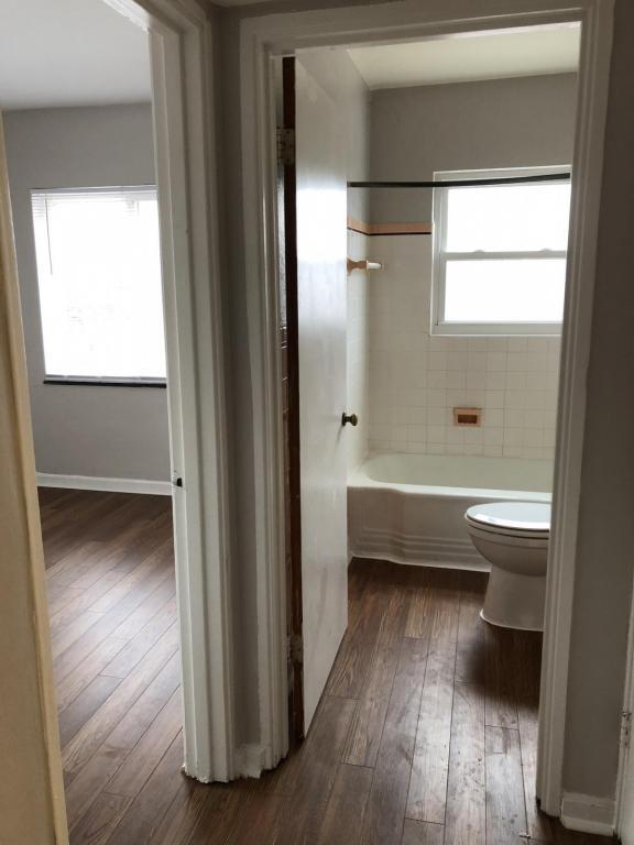 Building Photo - 3305 White Oak