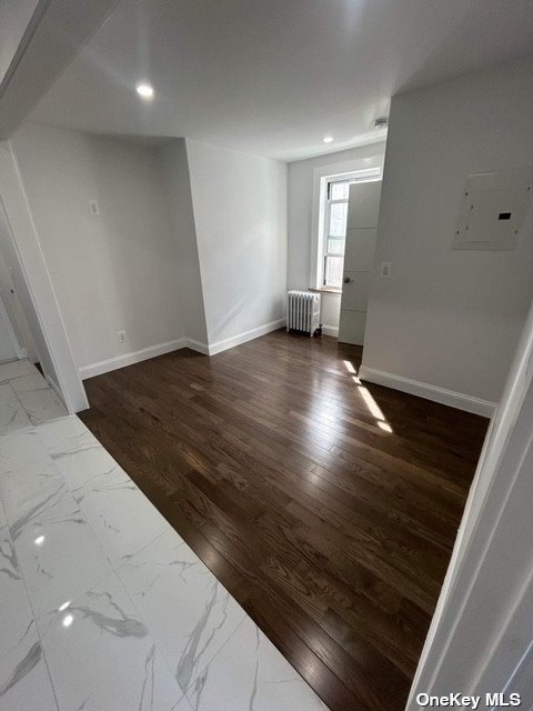 Foto del edificio - 79-30 69th Rd