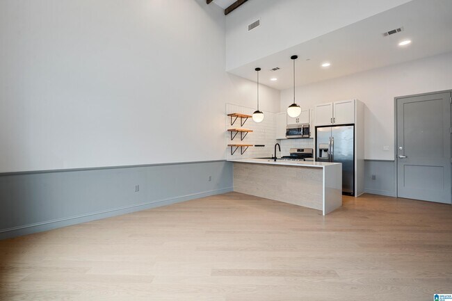 Foto del edificio - 2212 1st Ave N