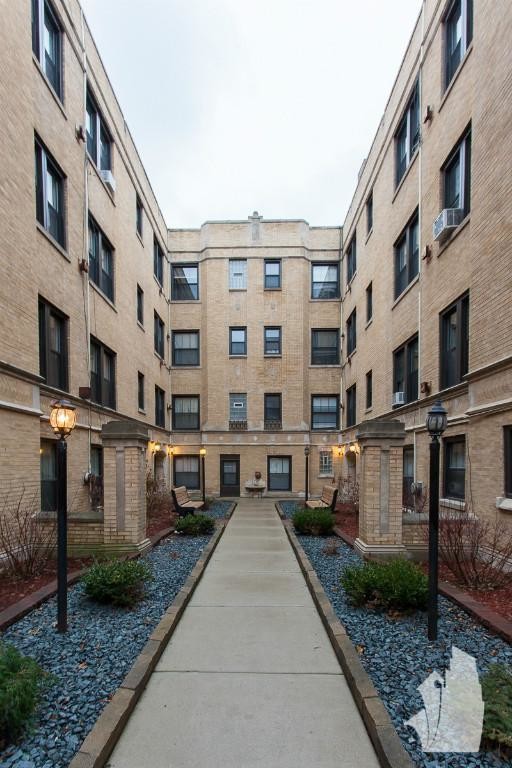Building Photo - 2840 N Orchard St