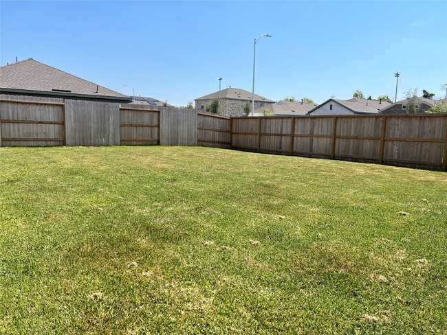 Building Photo - 5802 Standpiper Lp