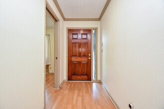 Building Photo - 6533 Bayou Glen Rd