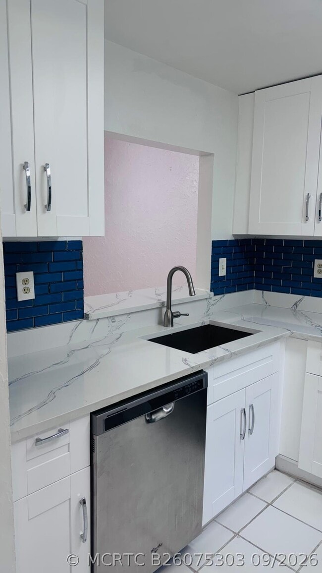 Building Photo - 9539 Boca Cove Cir