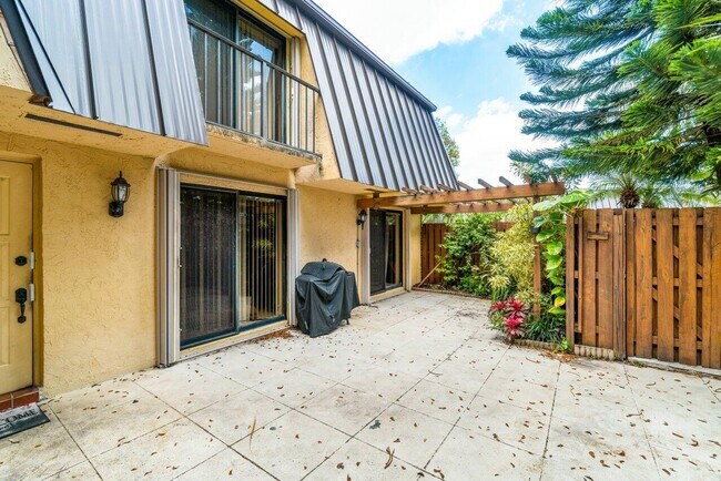 Building Photo - 3606 Silver Lace Ln