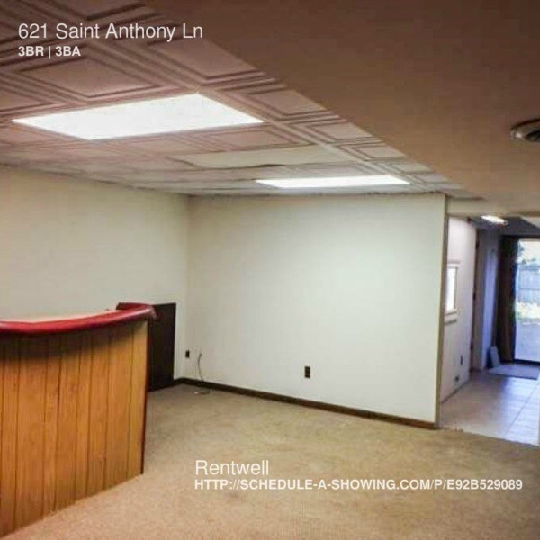 Building Photo - 621 Saint Anthony Ln