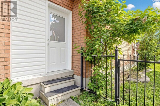 Building Photo - 307 Alex Doner Dr