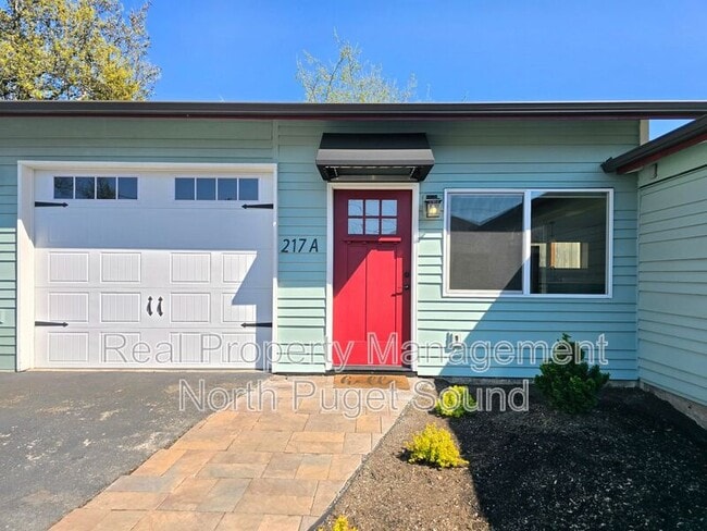 Building Photo - 217 Ave D