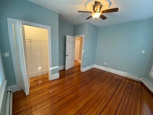 Building Photo - Davis Square / Ball Square area, 3 bedroom...