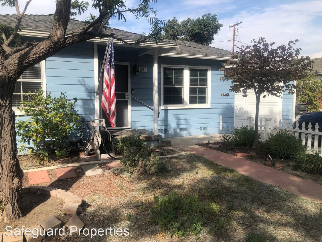 Foto principal - 3 br, 2 bath House - 1817 N. Britton Dr.