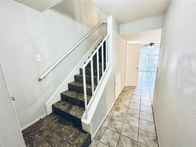 Foto del edificio - 3822 Southway Dr