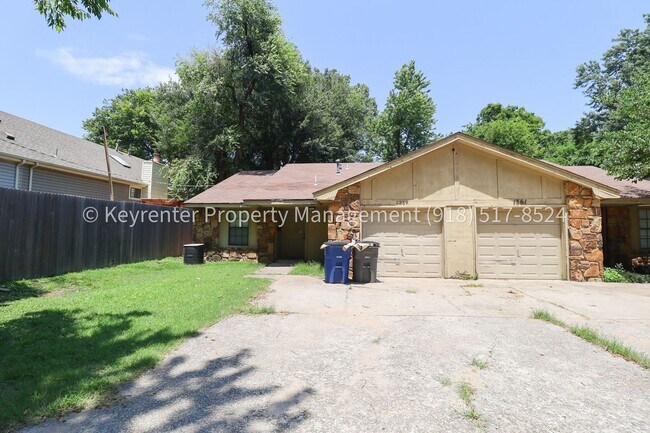 Foto del edificio - 1359 E 60th St