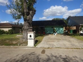 Building Photo - 5130 Wickview Ln