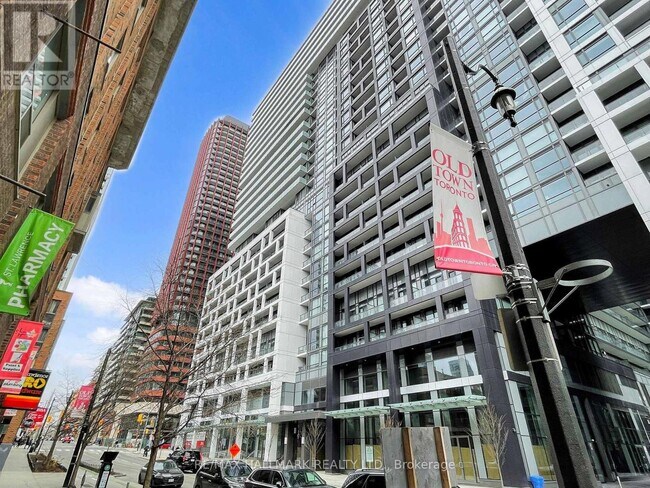 Building Photo - 135 Lower Sherbourne St