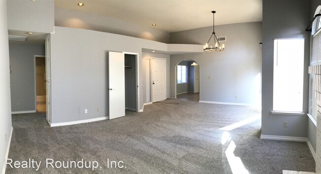 Building Photo - 3 br, 2 bath House - 9374 Rampton Ct