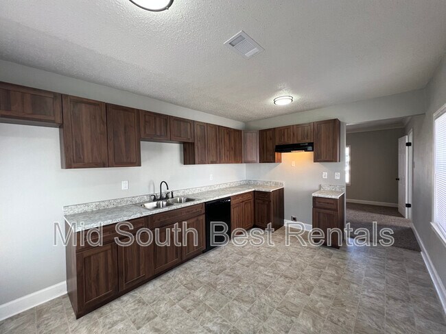 Building Photo - 1756 S Lauderdale St