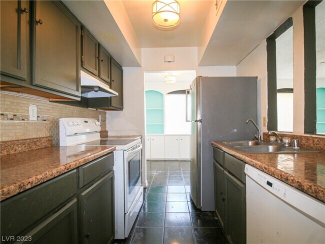 Foto del edificio - 5904 Gipsy Ave