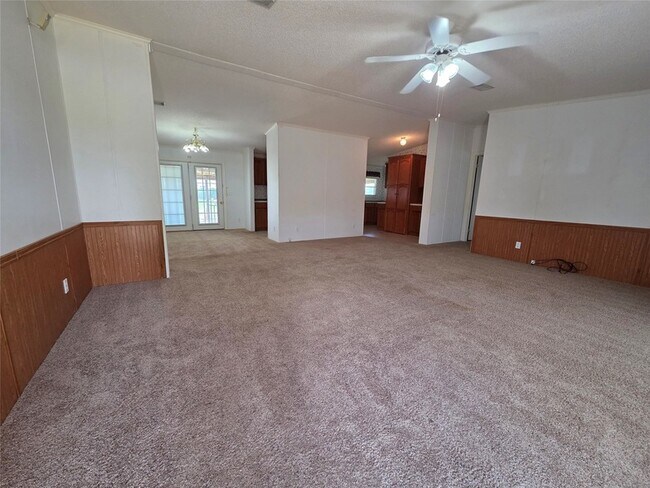 Foto del edificio - 476 Co Rd 1216