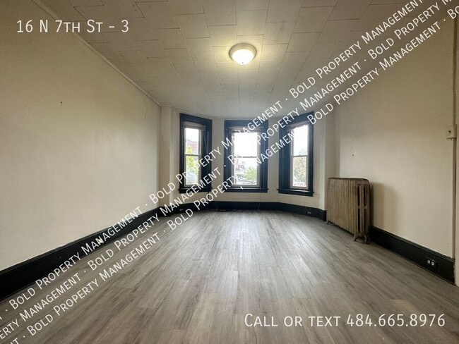 Building Photo - 16 N 7th St