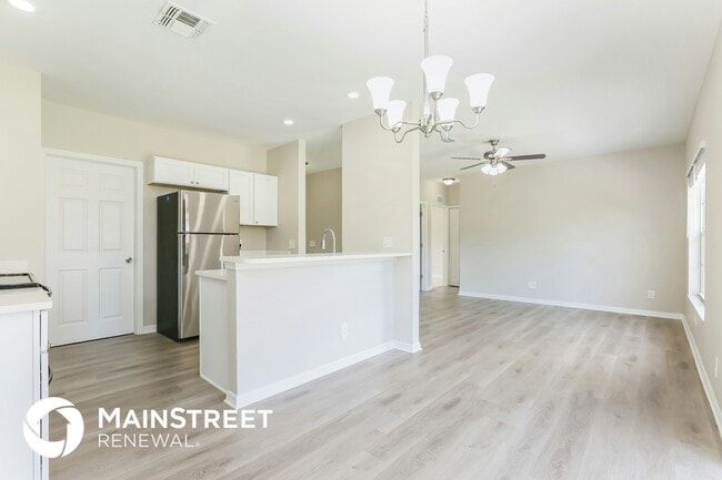 Foto del edificio - 1245 Amherst St E