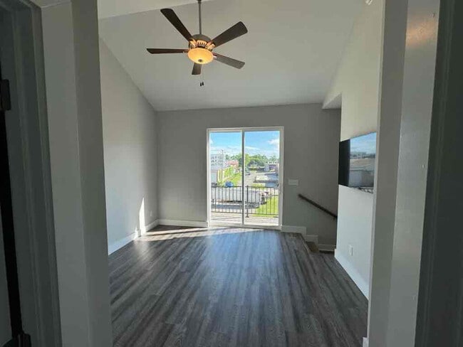 Building Photo - 1609 Fagan St