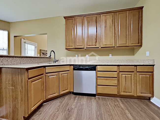 Building Photo - 10904 Parkgate Ln