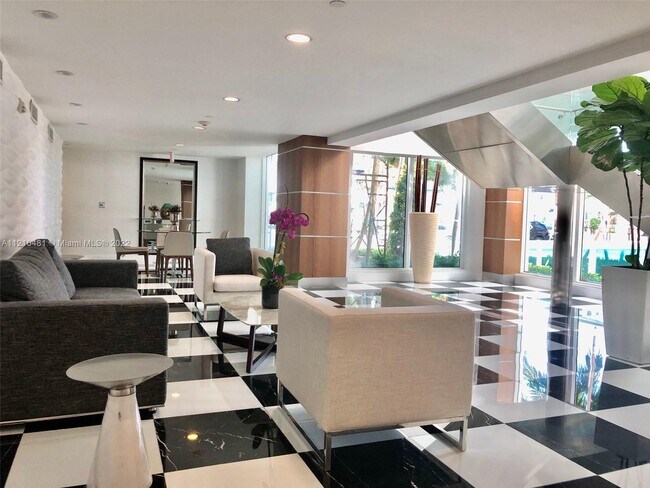 Foto del edificio - 1800 N Bayshore Dr