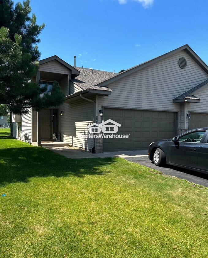 Foto principal - 8385 Parkview Ave NE