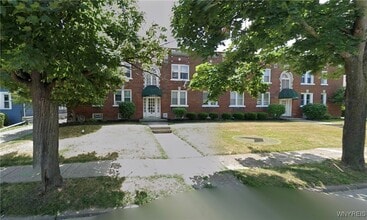 Building Photo - 12 Nassau Ave