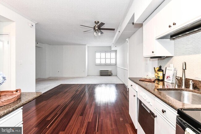 Foto del edificio - 1211 S Eads St