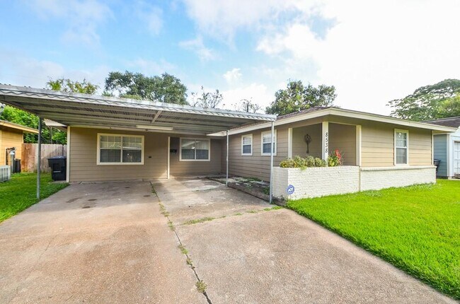 Building Photo - 8538 Friendship Rd