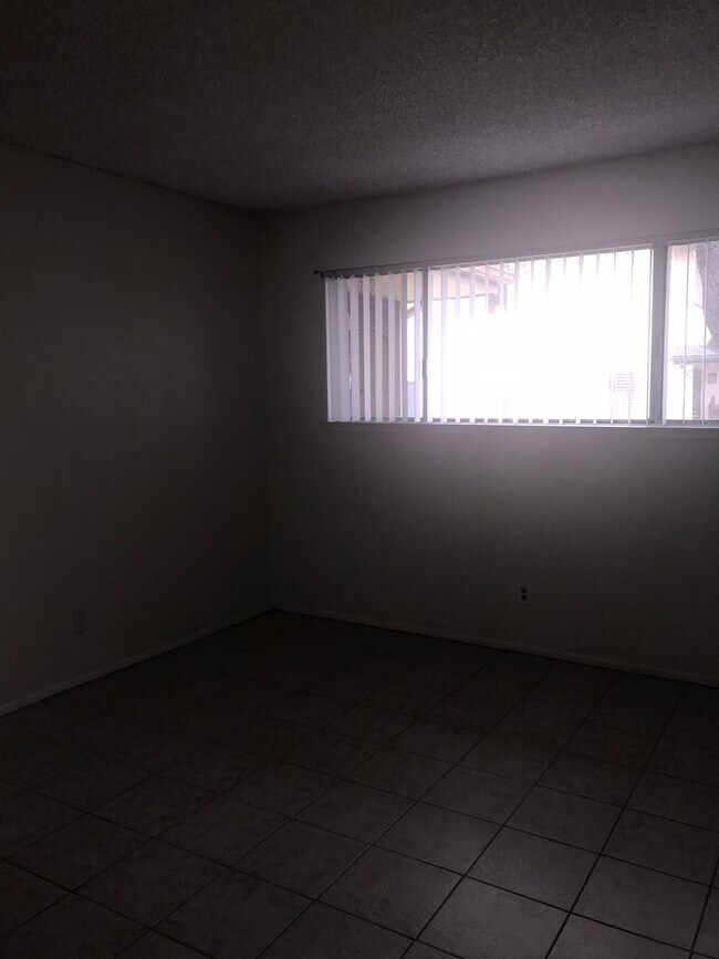Foto del edificio - Cozy 2 Bedroom 1 Bath Unit