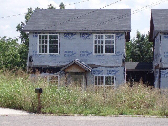 Primary Photo - Flint Ridge Duplexes
