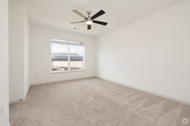 2BR, 2BA - 1,226SF - Primary Bedroom - Rewind at Crest