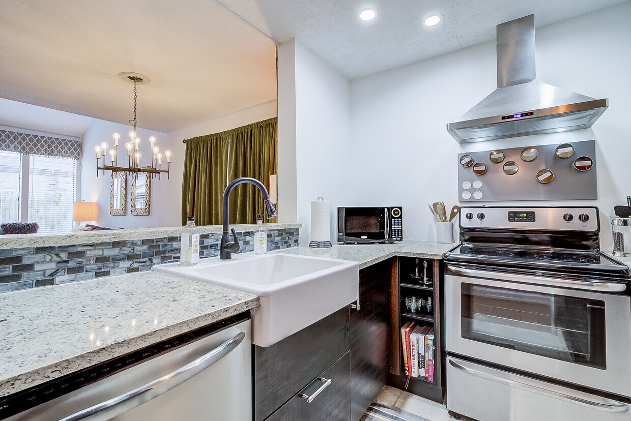 Foto principal - 2601 S Braeswood Blvd