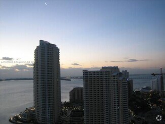 Building Photo - 325 S Biscayne Blvd