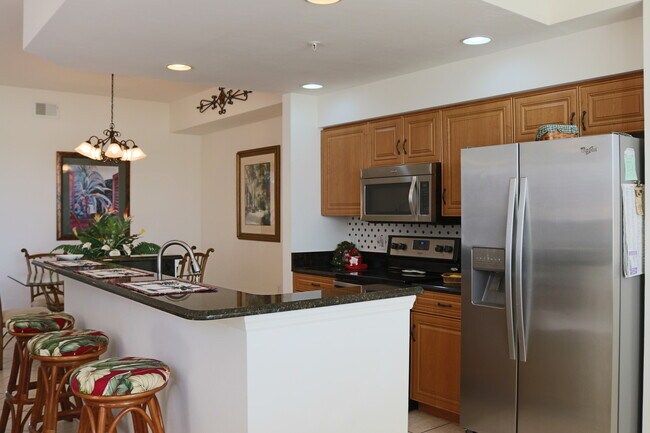 Building Photo - **SHORT-TERM RENTAL - FURNISHED TURNKEY 2/...