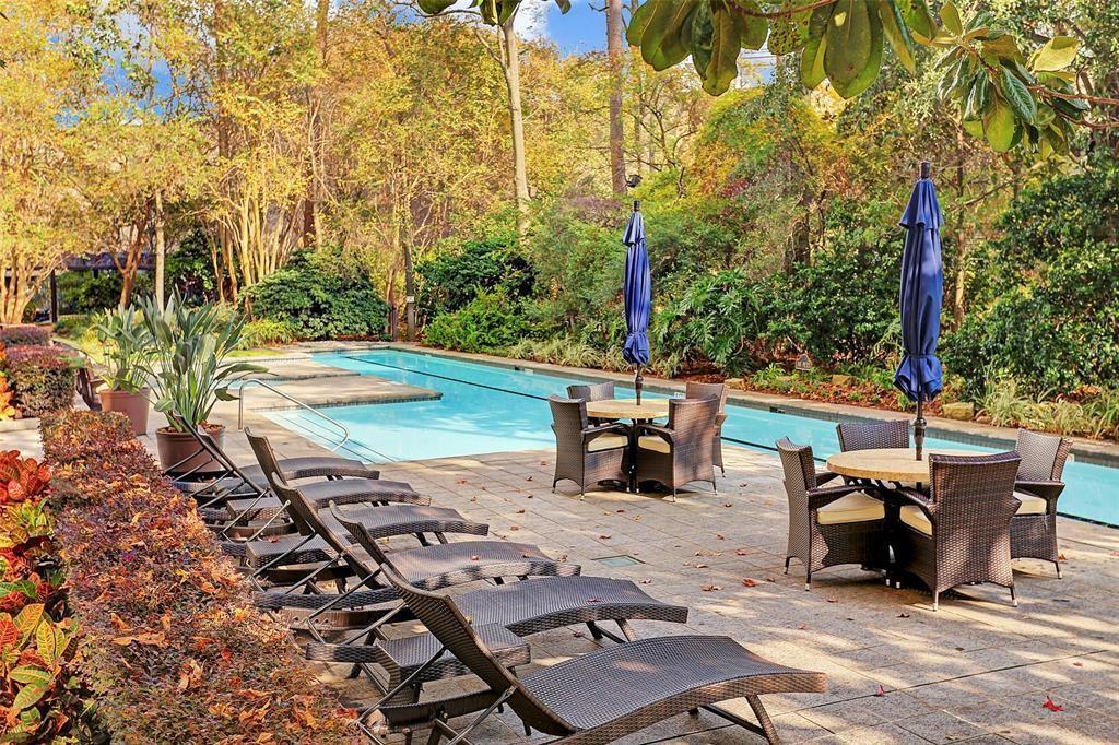 Foto principal - 121 N Post Oak Ln
