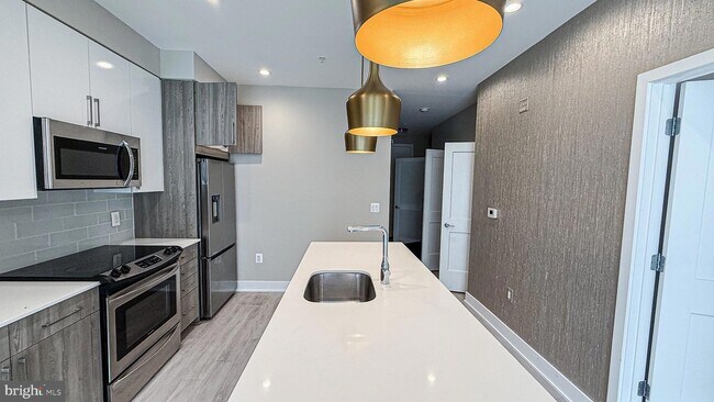 Foto del edificio - 145 Riverhaven Dr
