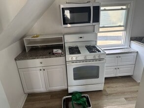 Building Photo - 2606 Wycliffe Rd Building Photo - 2606 Wycliffe Rd