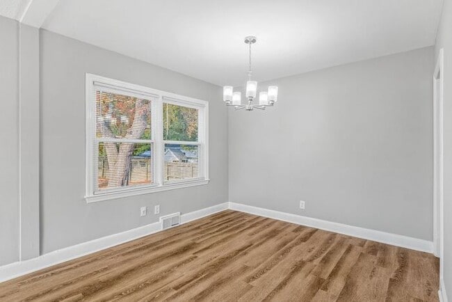 Building Photo - 2809 Keeler St