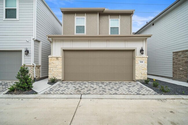 Building Photo - 3116 Moontide Ln